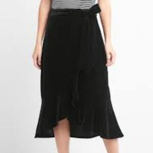 George black velvet tie-waist wrap skirt  in size xl
